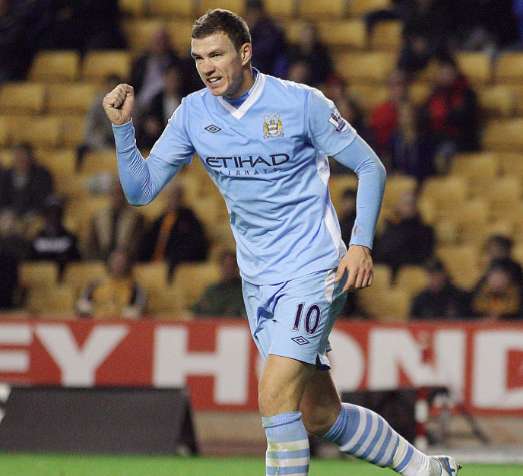 League Cup : City cartonne