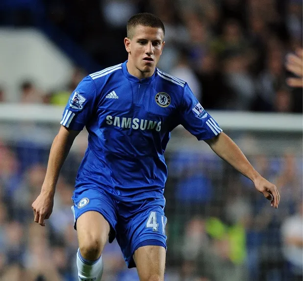 Il sort de sa retraite…à 22 ans