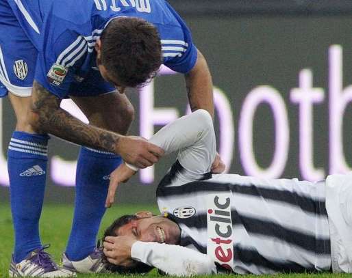 8 points de suture pour Del Piero