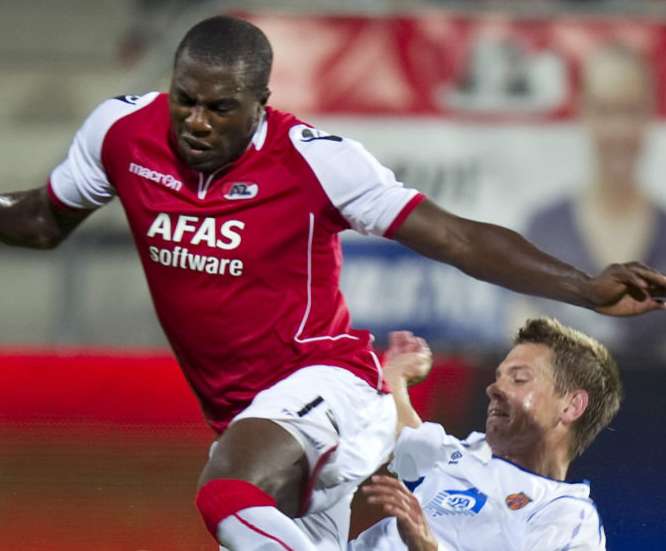 L’AZ sombre mais reste en tête