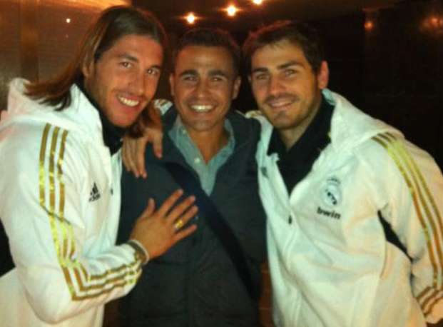 Photo : Cannavaro rend visite au Real