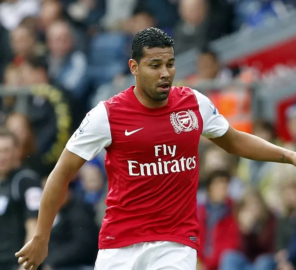 Andre Santos out 3 mois