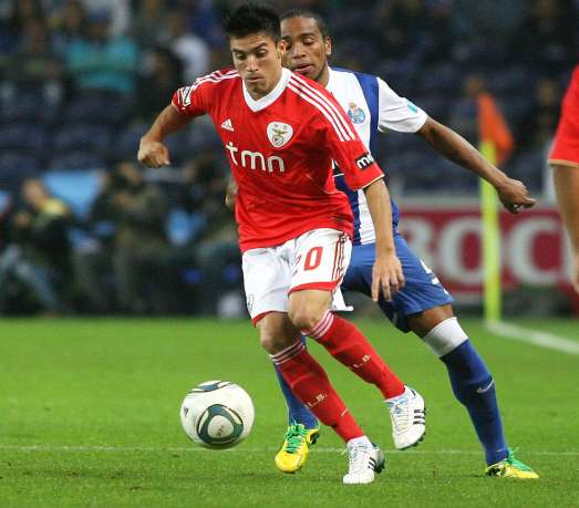 Man Utd : 30 millions pour Gaitan ?