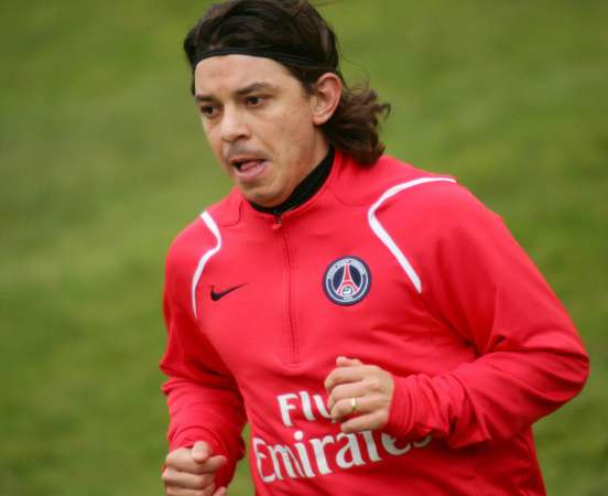 Gallardo remercie Recoba