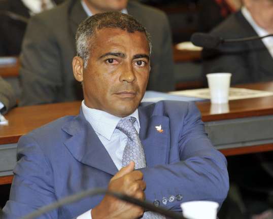 Romario se paie Blatter sur Twitter