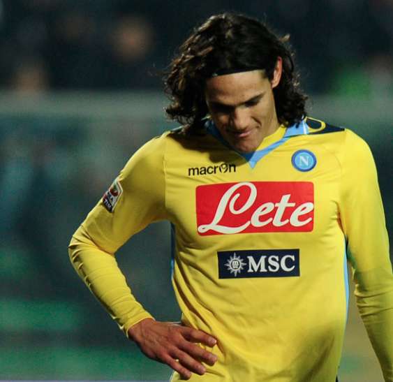 Cavani absent contre la Juve