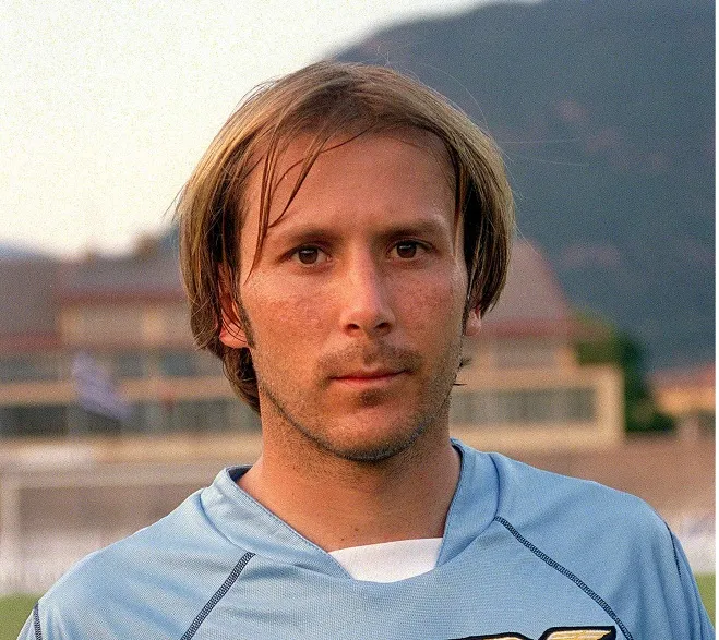 Mendieta va ouvrir une académie