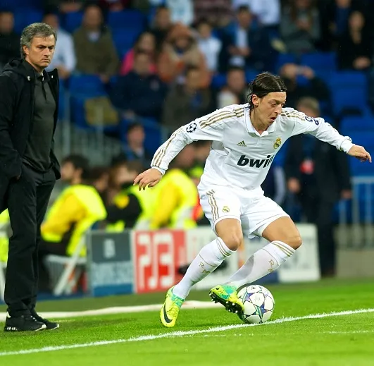 Özil et le culte Mourinho