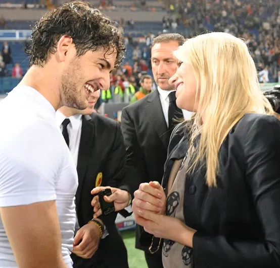 Barbara Berlusconi enceinte de Pato?