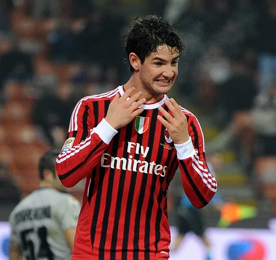 Pato : l&rsquo;agent confirme, Milan dément