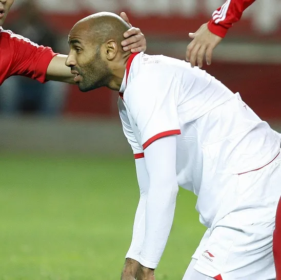 Le Rayo tape Séville