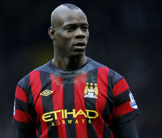 Balotelli et la punch-machine