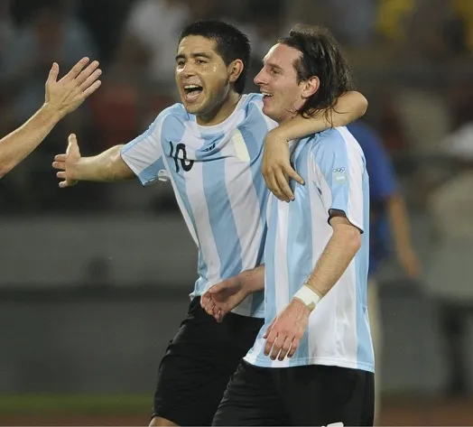 Riquelme: «<span style="font-size:50%">&nbsp;</span>Messi remplace Maradona<span style="font-size:50%">&nbsp;</span>»