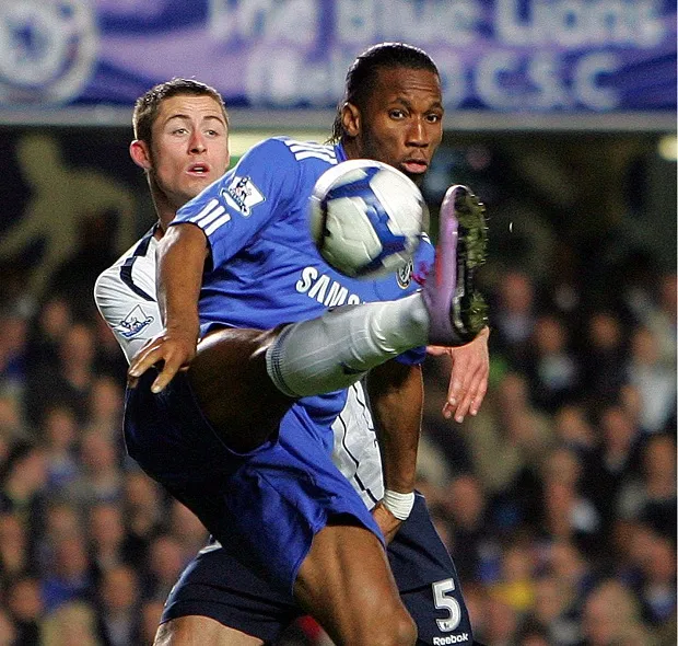 Cahill, première recrue des Blues ?