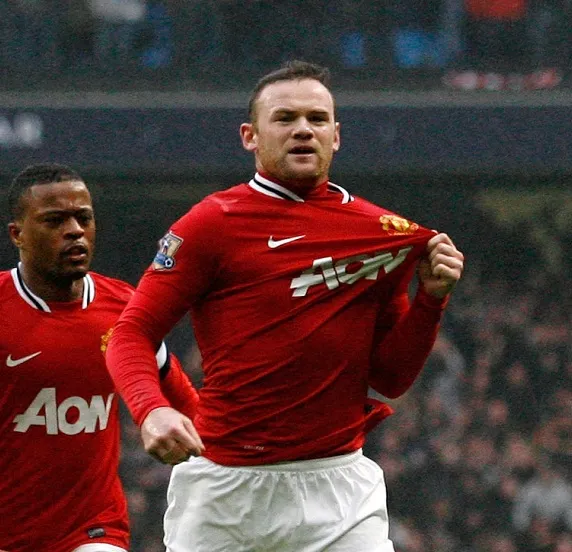 Van Persie vs Rooney