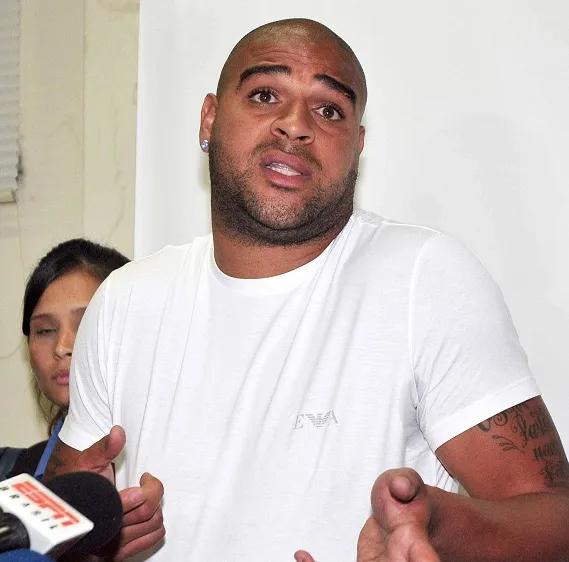 Adriano mis à l&rsquo;écart pour surpoids