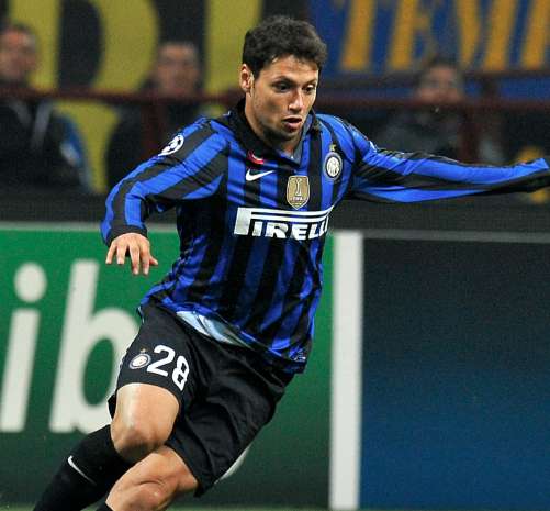 Zarate courtisé par Tottenham