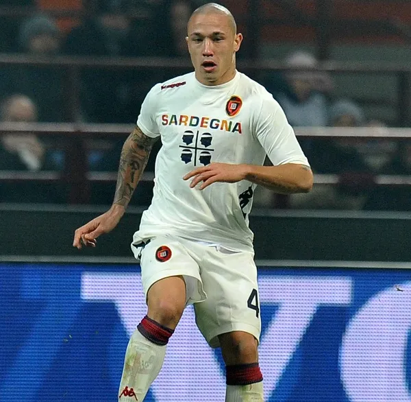 Nainggolan en juin à la Juventus