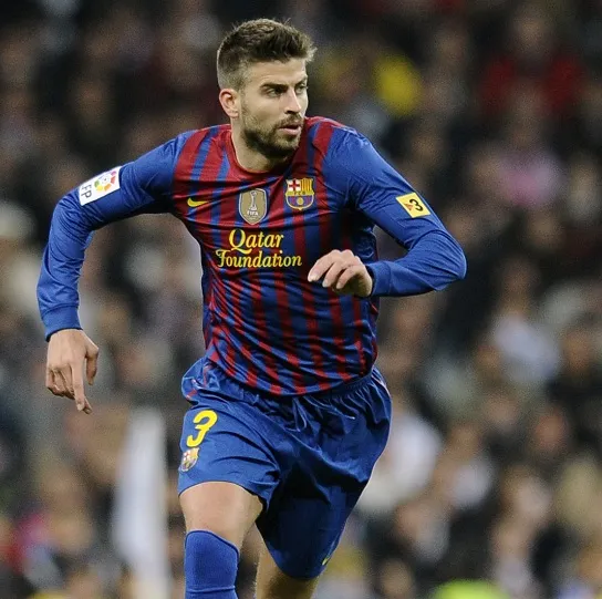 Gerard Piqué, satisfait mais critique