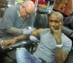 Photo : Defoe version metal