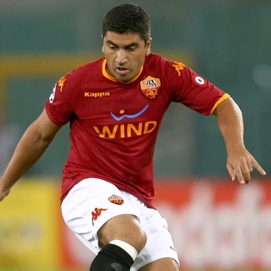 Mercato: Pizarro prêté à City