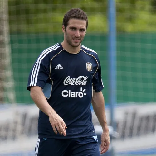 Higuain ne veut pas partir tout de suite