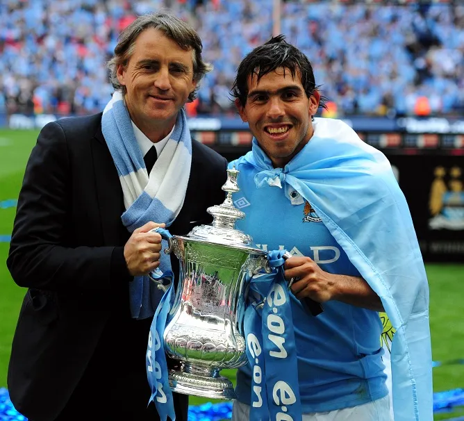 Mancini n&rsquo;exclut pas un retour de Tevez