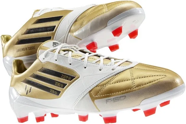 Photo : les nouvelles pompes de Messi