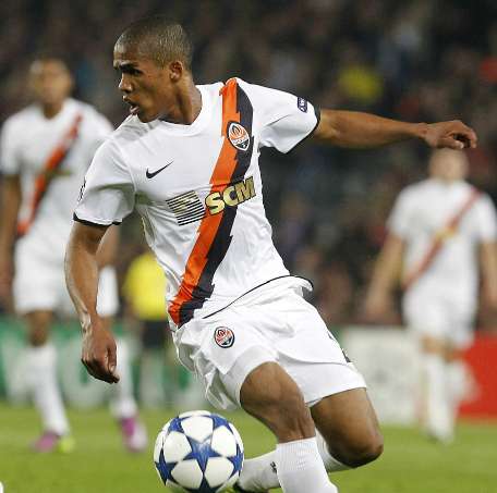 Douglas Costa prolonge au Shakhtar
