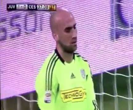 Polémique sur le péno de Vidal