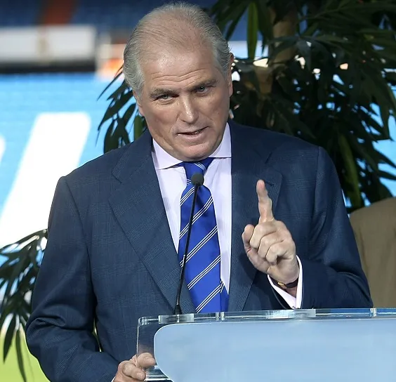 Calderon allume le Real