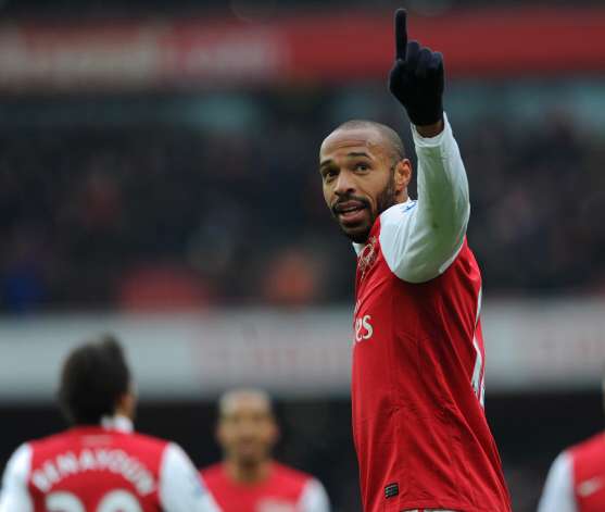 Henry veut un aquarium de 12 mètres