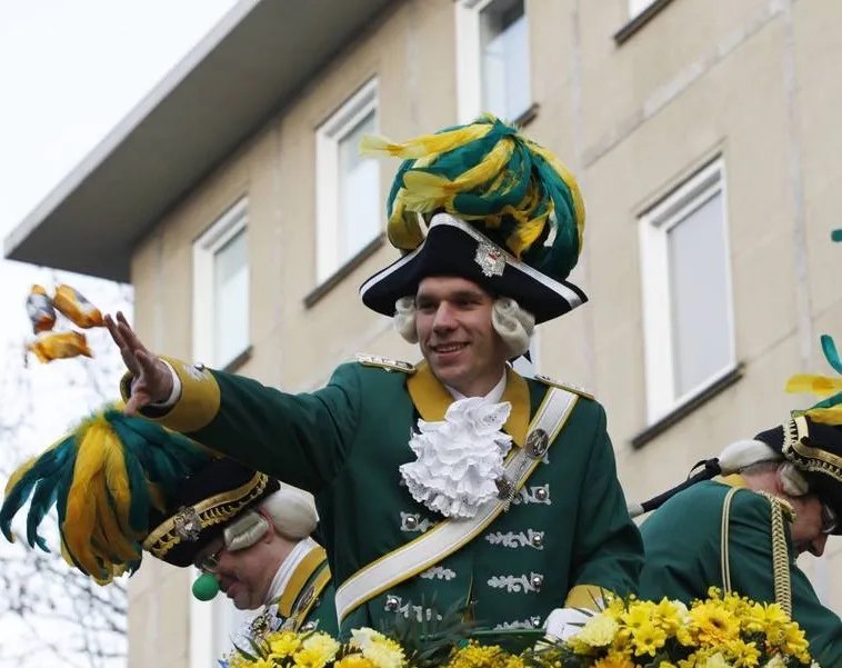 Photo : Podolski au carnaval de Cologne