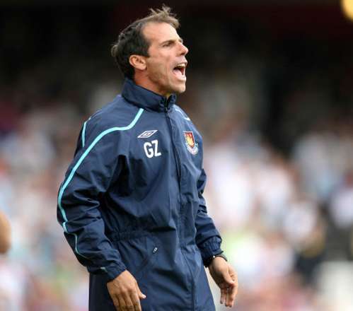 Zola pour remplacer Reja ?