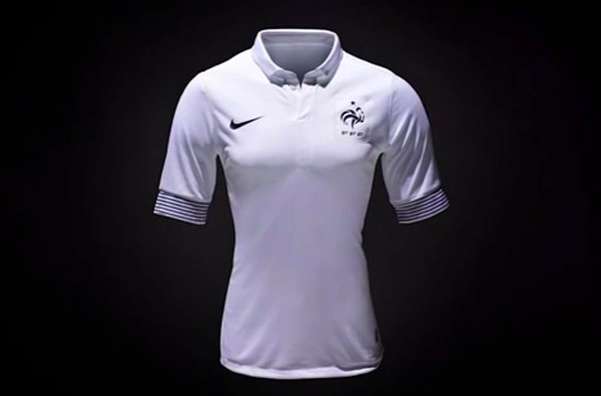 Un nouveau maillot pour les Bleus