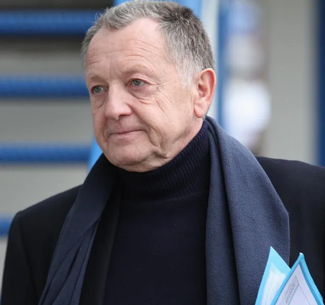 Aulas a voulu recruter Léonardo