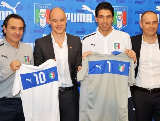 Photo : le nouveau maillot extérieur de l&rsquo;Italie