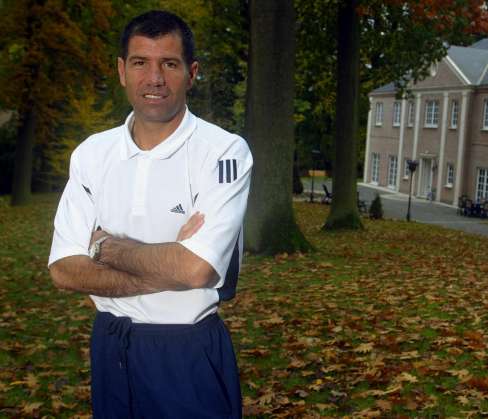 Enzo Scifo nouveau coach de Mons