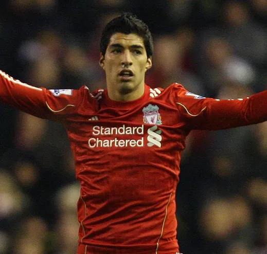 Suarez fait réagir les Red Devils