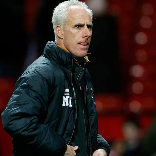 Mc Carthy viré des Wolves