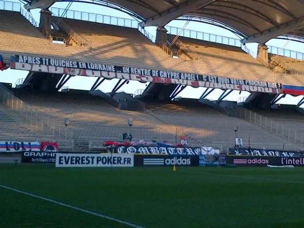 Photo : La banderole des supporters lyonnais
