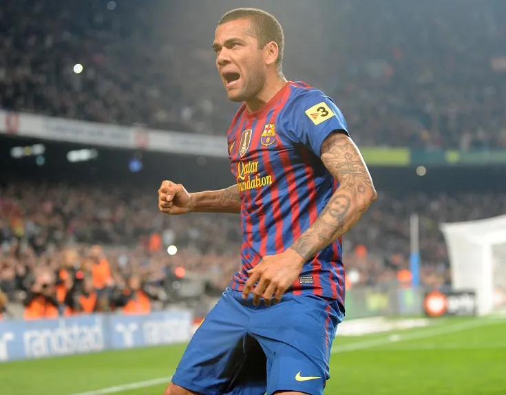 Dani Alves veut finir au Barça