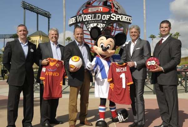 Photo : Mickey à la Roma