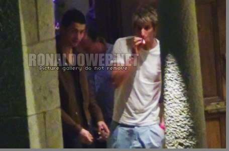 Photo : Fabio Coentrao avec une clope