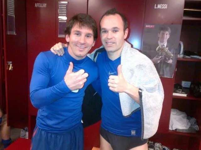 Iniesta célèbre Messi en slip
