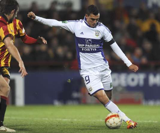 La Juventus sur Matias Suarez