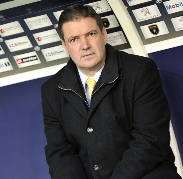 Lacombe perd le sommeil