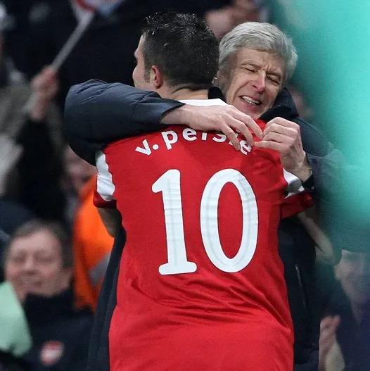 Wenger encense Van Persie