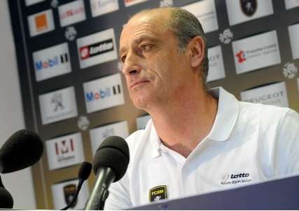 Hély remplace Bazdarevic