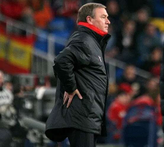 Javier Clemente envoie du bois